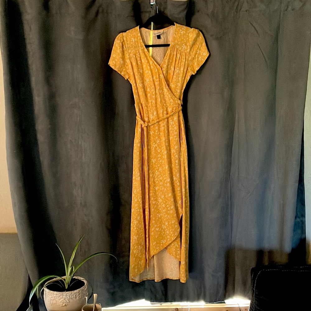 COPY - Universal threads mustard yellow wrap dress